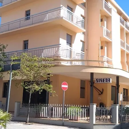 Sirena Hotel 2*