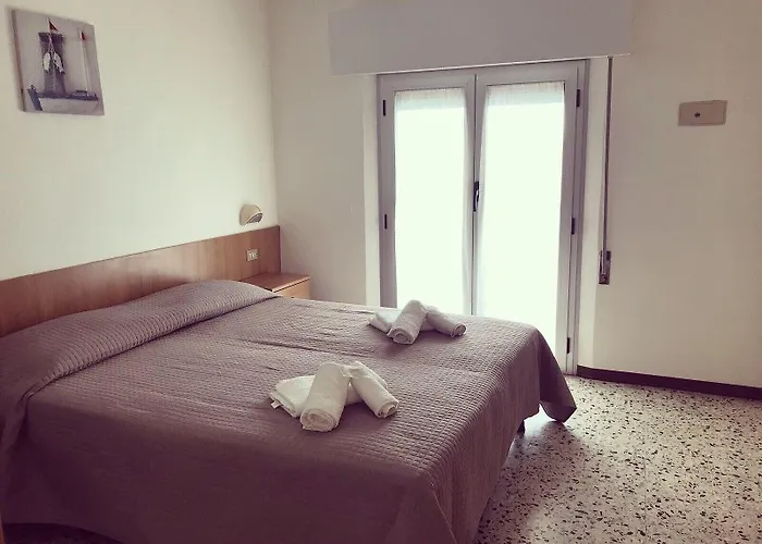 Sirena Otel 2*