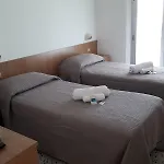 Sirena Hotell 2*
