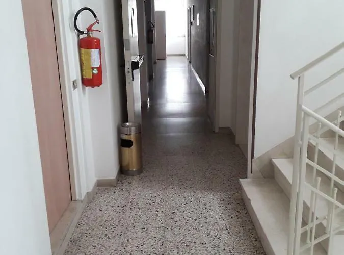 Hotel Sirena 2*